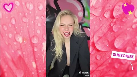 🔥Hot No Bra Girl Boom Boom TIKTOK Challenge🔥 