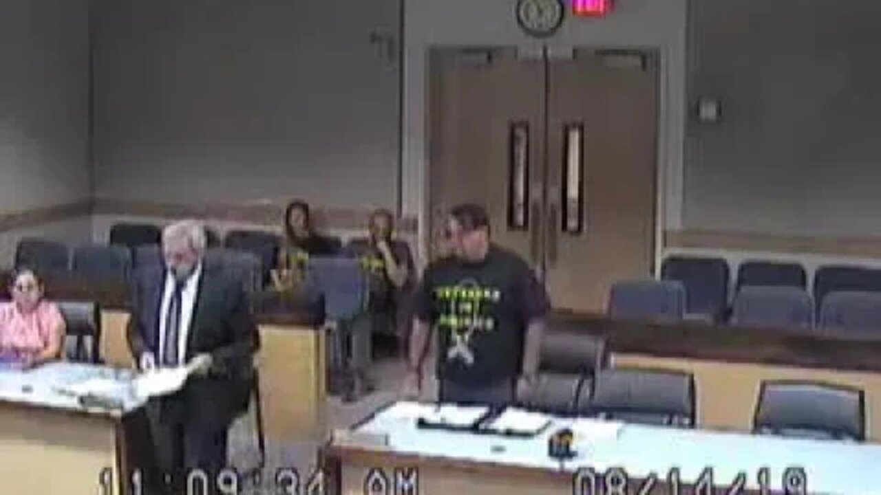 Israel Ruelas argues his case in front of Clark County Family Court Judge Sandra Pomrenze