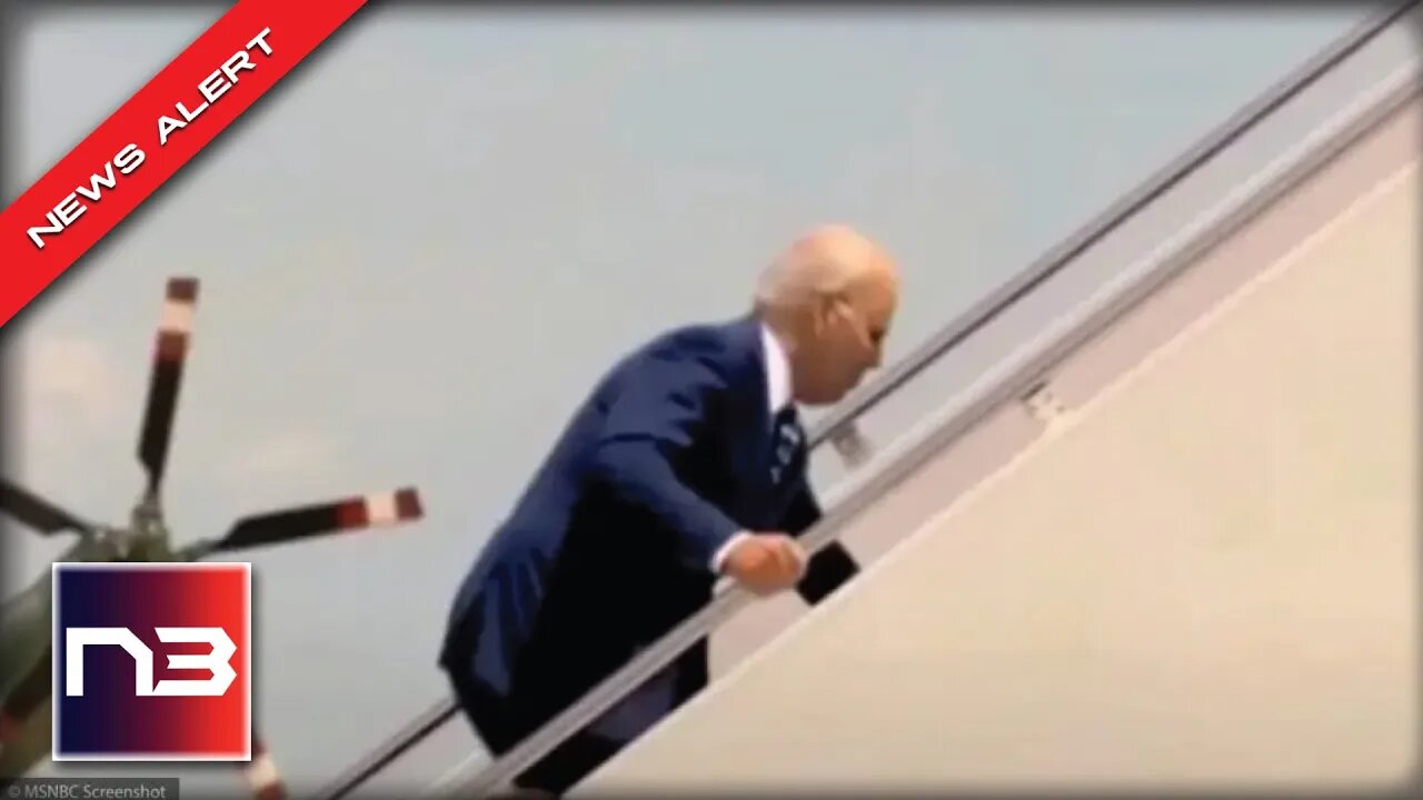 Biden Spotted Doing Something BAD While Running Up Stairs To Air Force One… Not Again!