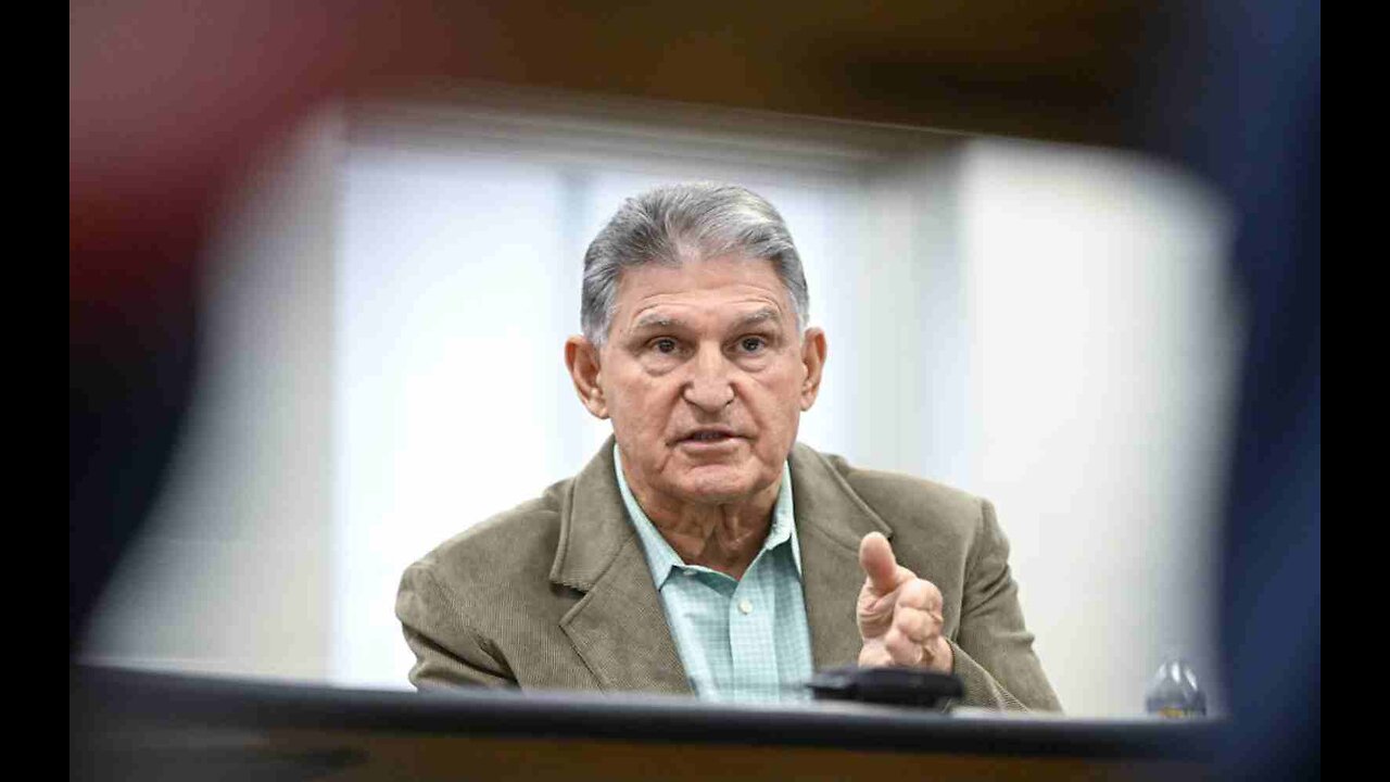 Manchin Ups the Ante in Feud With Biden Admin, Threatens to Repeal Inflation Reduction Act