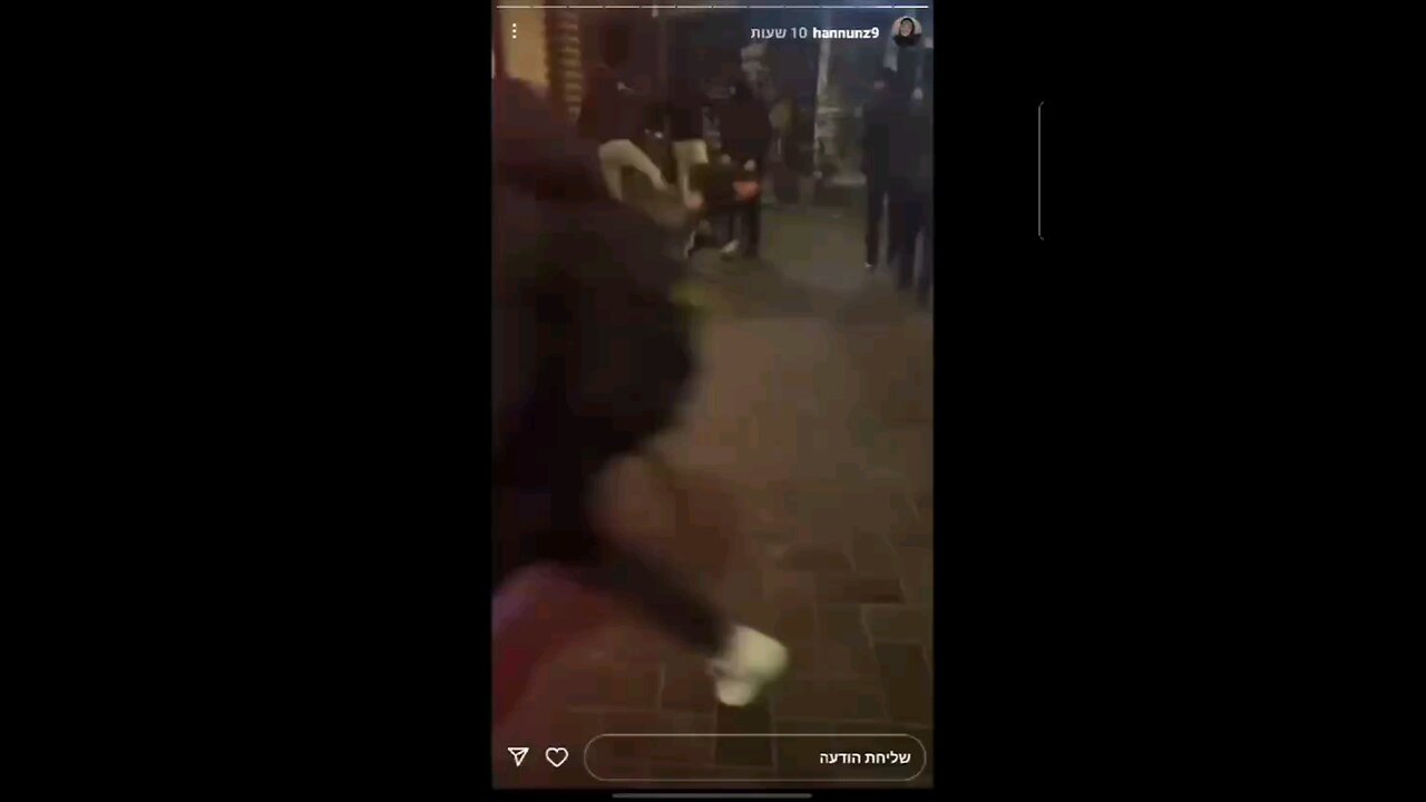 Violent attacks of Israelis in Amsterdam by a Muslim mob. Islam - The religion of Piss