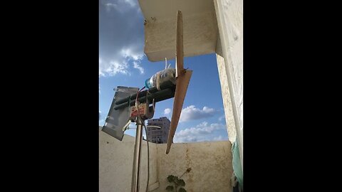 Simple Cardboard Wind Turbine #Shorts