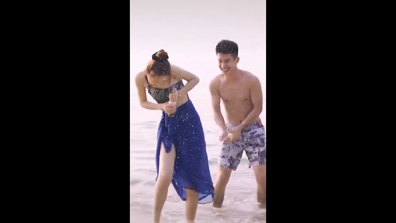 李小野 (Li Xiaoye) - The lovely girl with a great smile