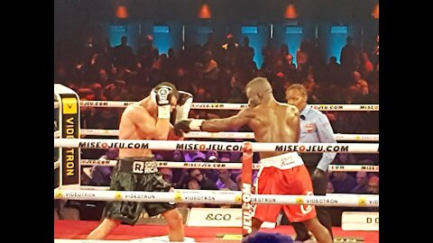 Boxe défaite de Lafrenière: The People's Champ perd son titre