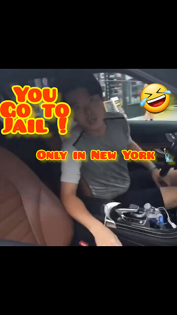 Man claims to get hit by mercedes benz owner demands money