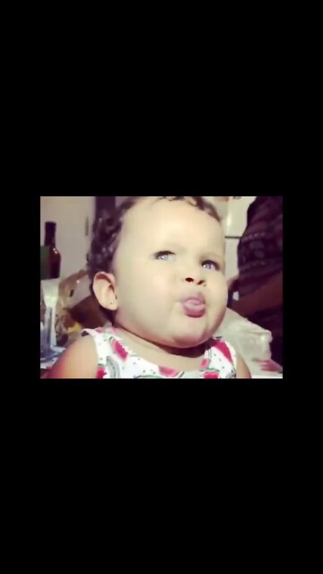 NAO ACREDITO QUE ELA CHUPOU O LIMAO #memes #bebe #infantil #viralizou #fyp #shorts