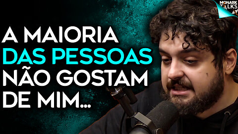 COMO O MONARK SE ENXERGA?