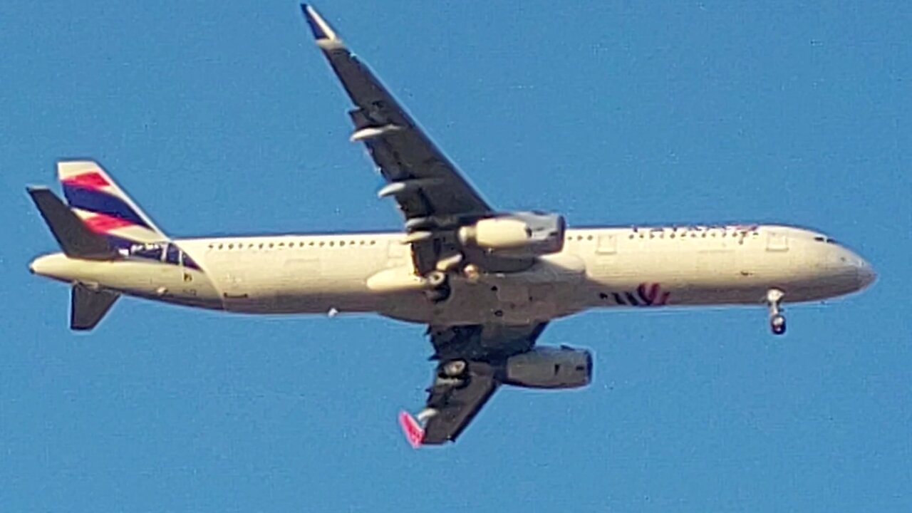 Airbus A321 PT-MXJ vindo de Guarulhos para Fortaleza