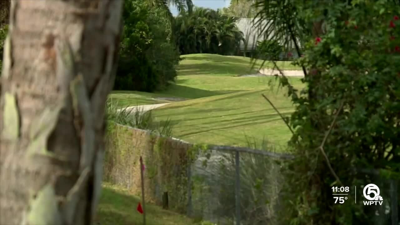 Shoe print made of paint offers clue on who vandalized golf course in Palm City