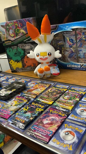 Pokémon Random Pack Opening!! 11/17/2021 #pokemon