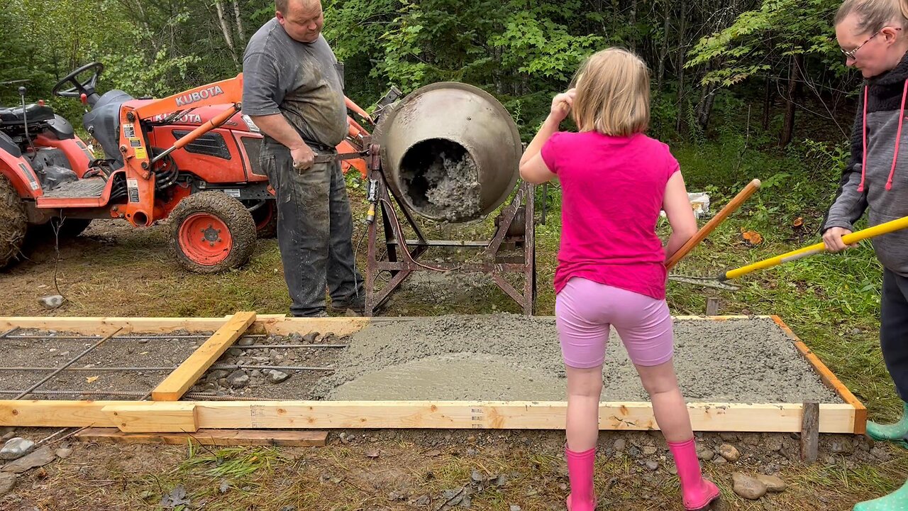 Pouring The Sawmill Slab