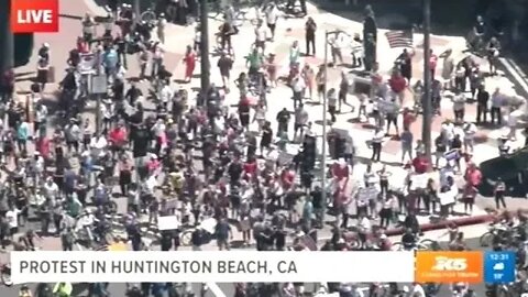 Protesters Swarm Huntington Beach California! Demanding An End To The Lockdown!