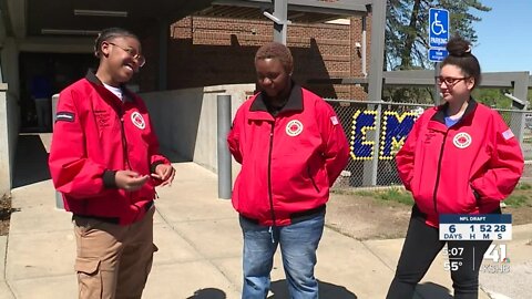 2 mentors, tutors from City Year will announce draft picks in Kansas City