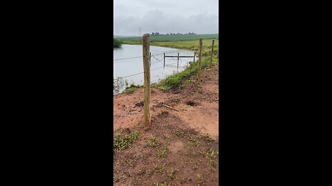 Lagoa para IRRIGAÇÃO da roça de SOJA