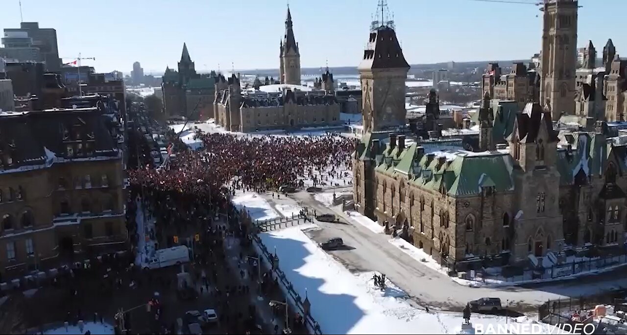 Trudeau Declares Himself Dictator!