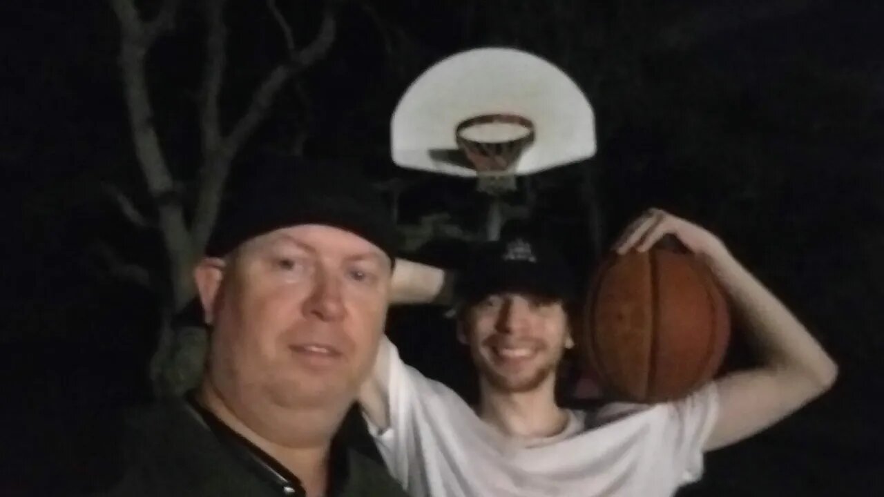 1 on 1 Basketball with Tone IRL