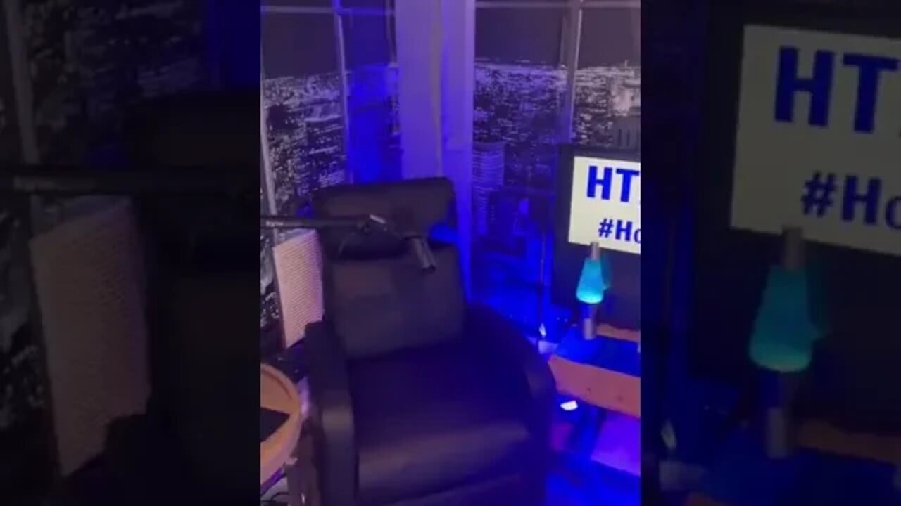 The new #HowToRelationship Podcast studio #StudioC