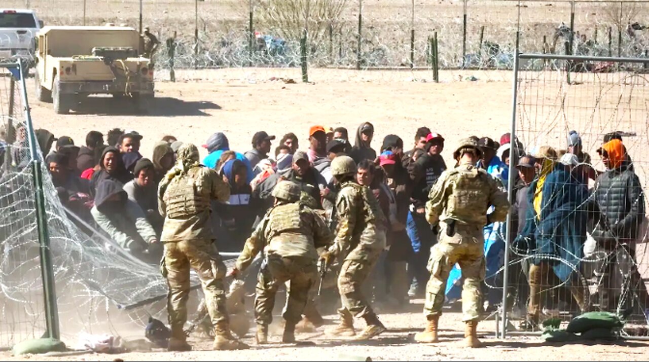 MIGRANTS RUSH PAST NATIONAL GUARD AT EL PASO BORDER !!! ARE YOU PREPARED FOR WHAT'S NEXT?