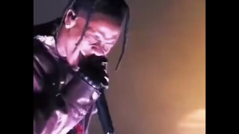 Travis Scott’s Face Morphing?! What In The…?!