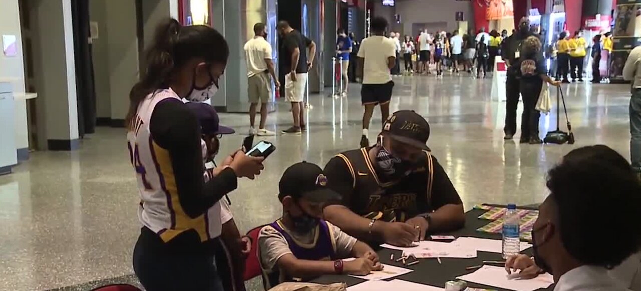 Fans thrilled with return of NBA Summer League to Las Vegas