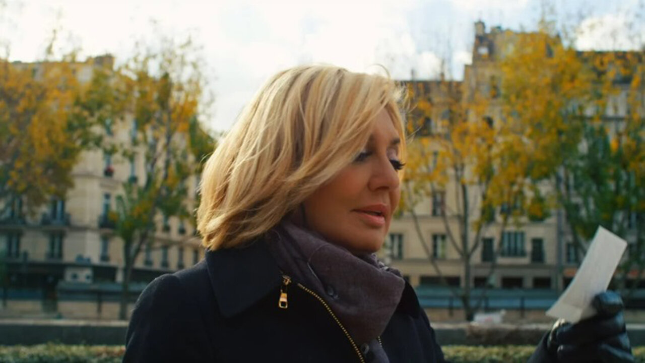 Googoosh Hastamo Nistam Oficial Video - گوگوش هستم و نیستم