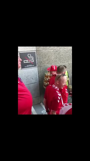 Not all heroes wear capes 😅🇩🇰