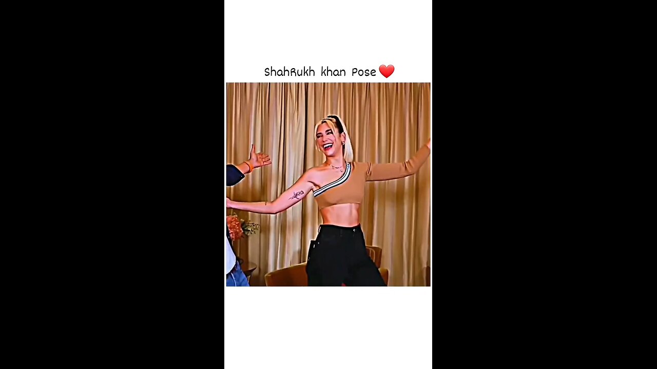 SHARUKH KHAN pose ❤️❤️