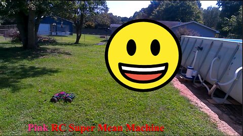 RC Super Mean Machine In The Back Yard (Pink)