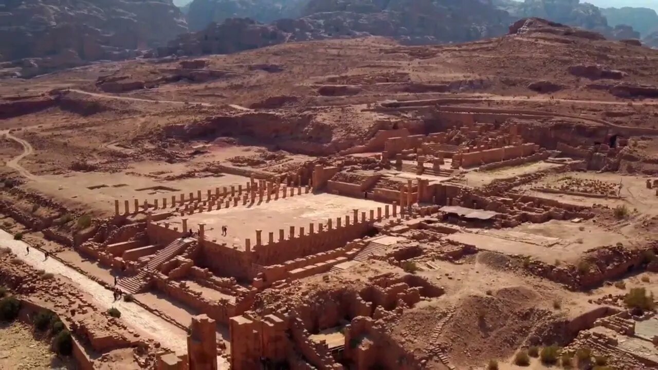 Documentary: The Mystery of the Ancient City of Petra 11