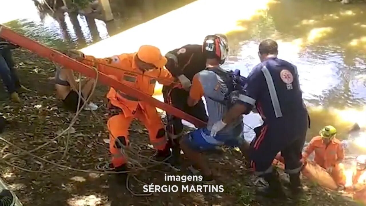 Morte após queda: homem cai dentro de rio e morre em Teófilo Otoni