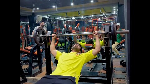Upper chest workout👍🏻#lifting
