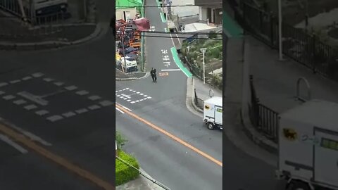 Delivery Driver Makes Extra Stop