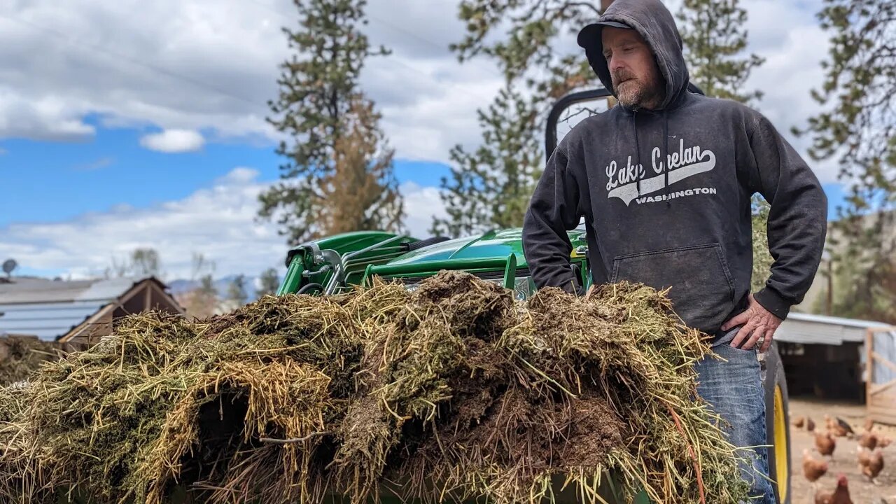 Transforming Compost into Food For 🐐