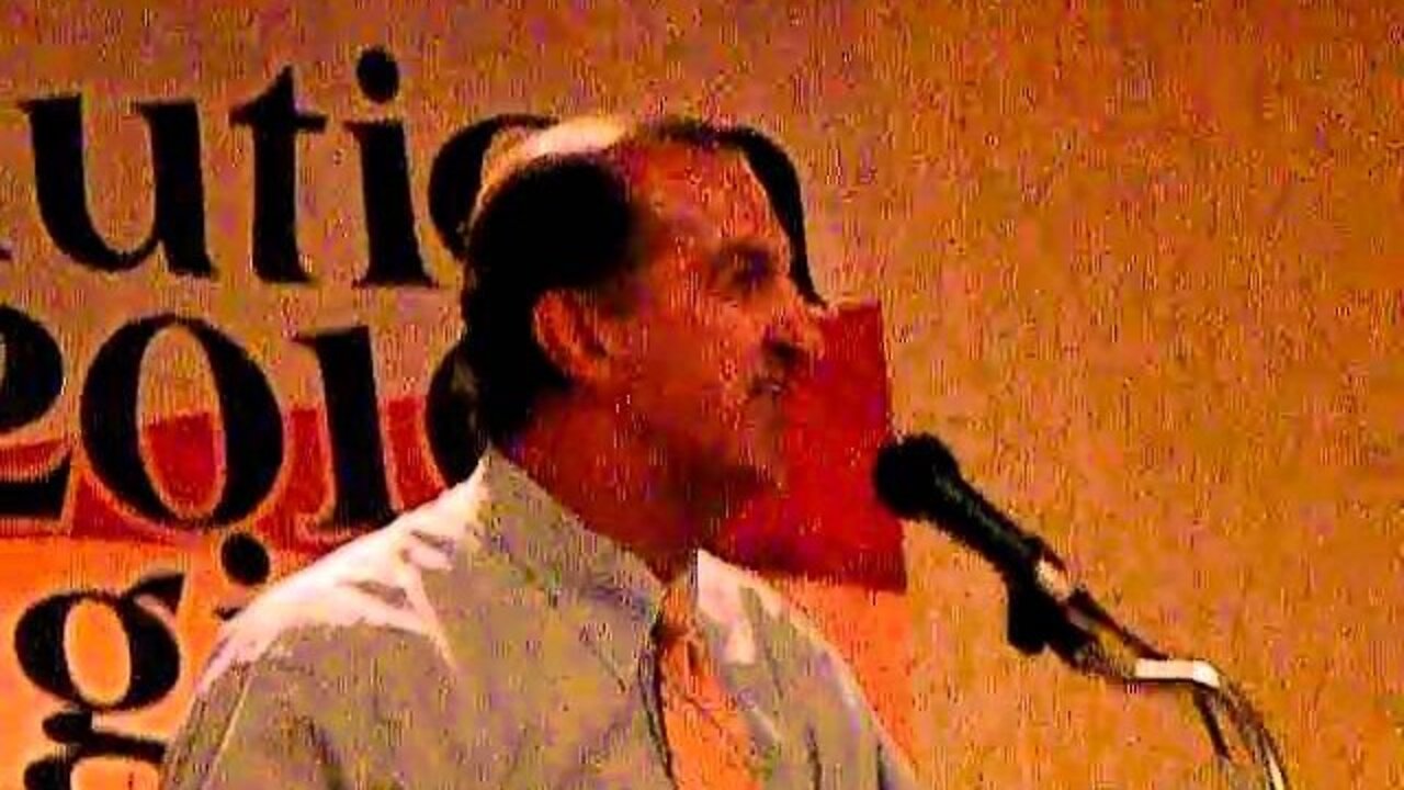 Joe Malone speaks at the Plymouth GOP straw poll