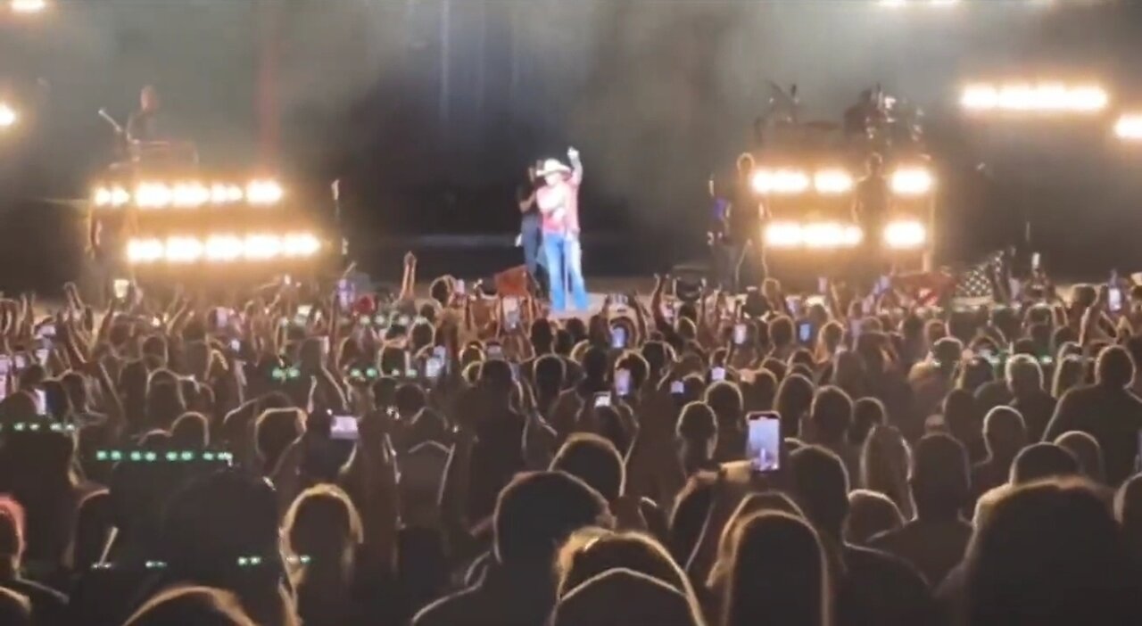 Jason Aldean Refuses To Back Down