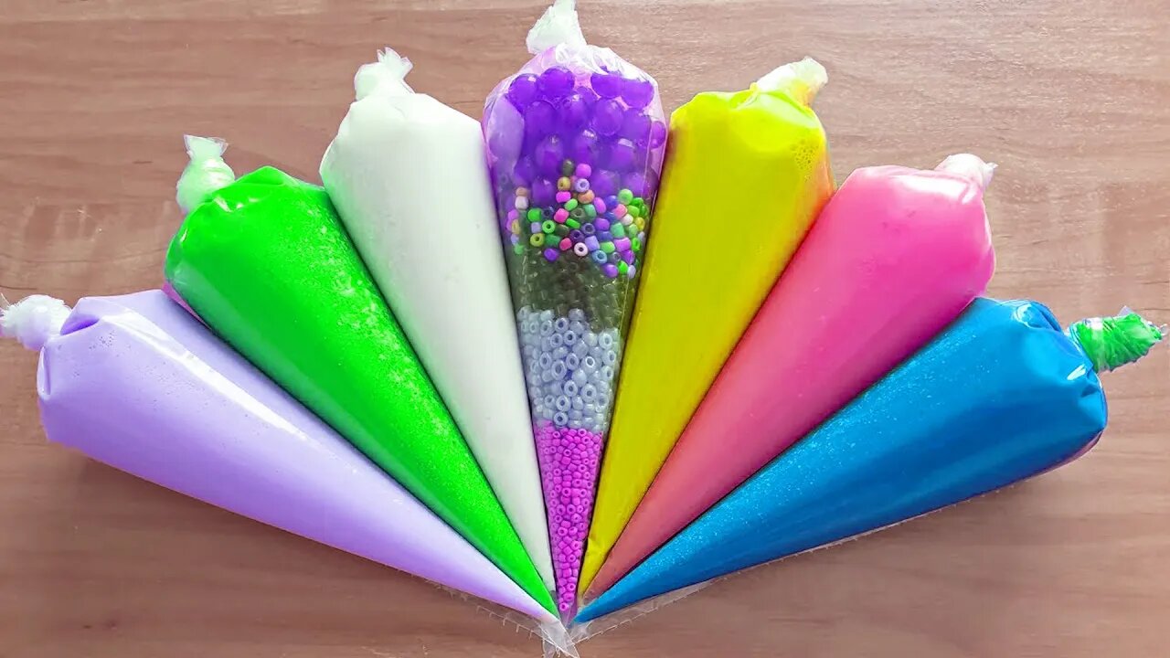 Making Crunchy Slime with Piping Bags #227
