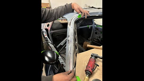 Chapter 60 1970 TransAm Clone - Prepaint Window Trim