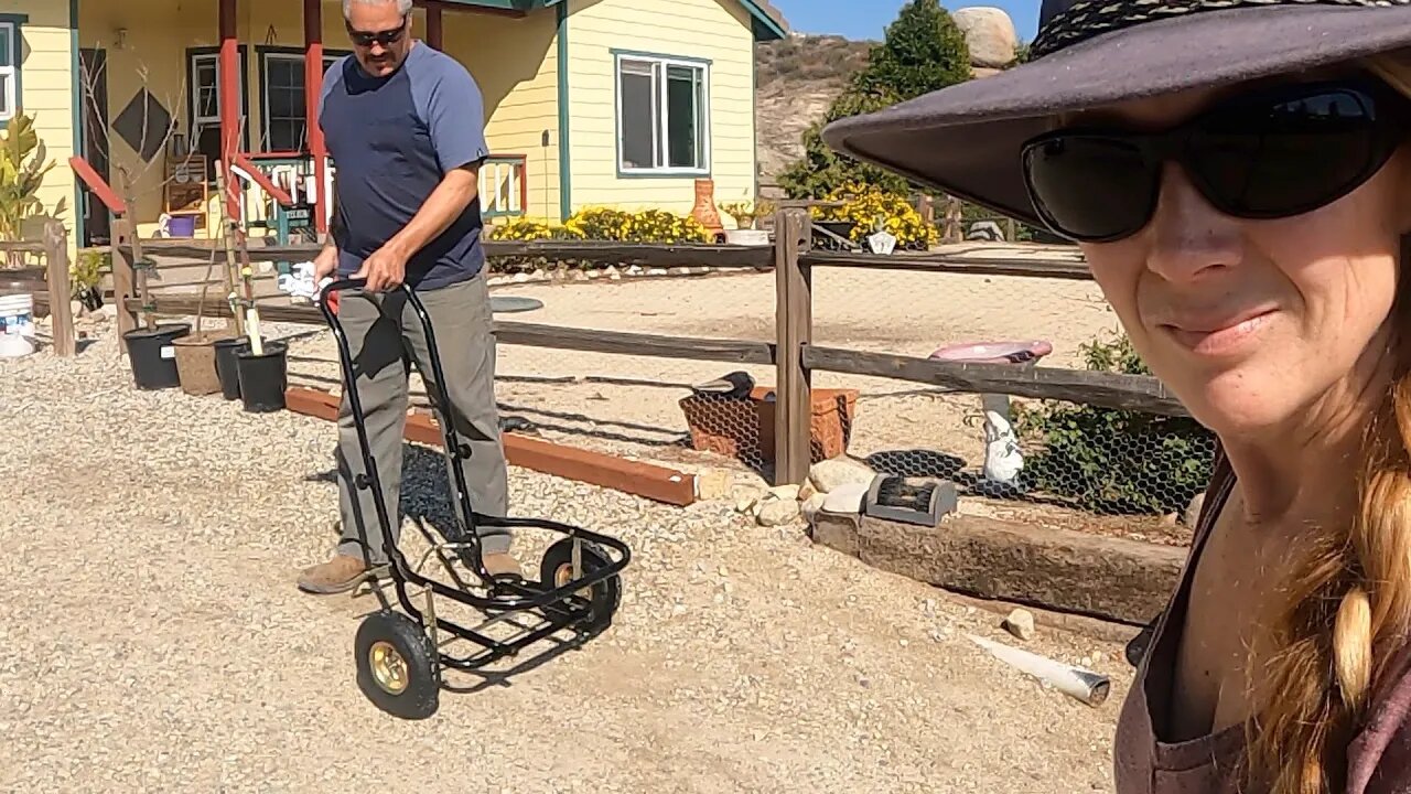 Farm Clean up - #beautiful_living_farmhouse #farmlife #farmlifebestlife #Offgrid #Homesteading