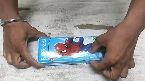 spider man and car box