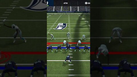 Seahawks RB Nick Bellore Pass Reception Gameplay - Madden NFL 22 Mobile Football