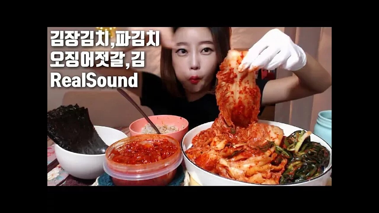 도너츠(도넛) 먹고 느끼해서 급 찍은 김치 파김치 오징어젓갈 리얼사운드먹방 realsound mukbang Kimchi キムチ 泡菜 الكيمتشي eatingsound asmr