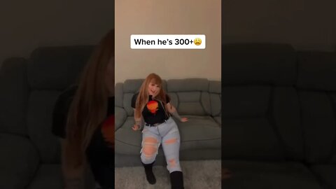 Midget Beauty likes a man over 300 pounds lol