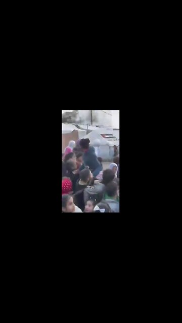 Panic Ensues After Zionists Airtrike Next to a Crowd of Children