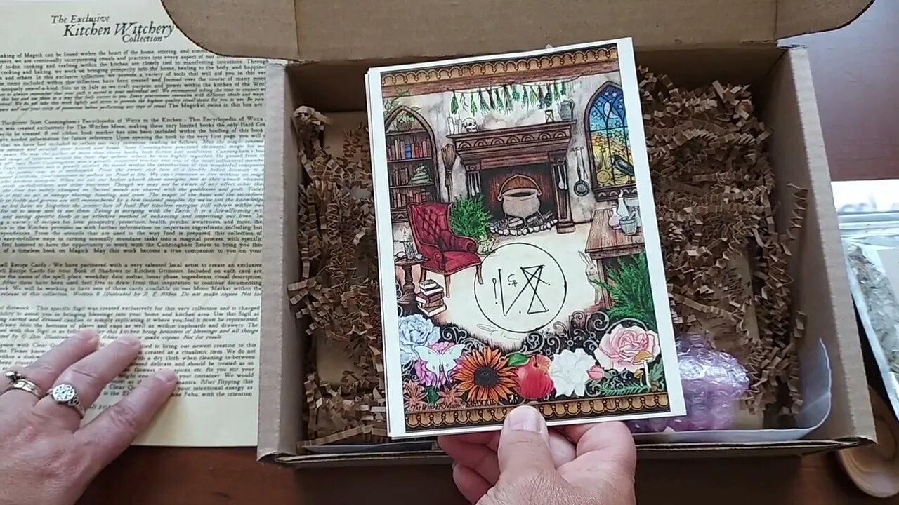 Unboxing The Witches Moon July 2022 Box