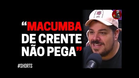 "VEJO EVANGÉLICO DESEJANDO A MORTE DA MINHA FAMÍLIA" com Paxtorzão | Planeta Podcast #shorts