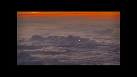 12 Flying Saucers in Perfect Formation Leave Pilot Speechless