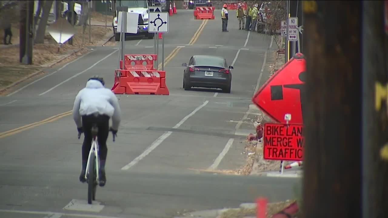 Bill would make it legal for cyclists to slowly roll through stop signs for the sake of safety