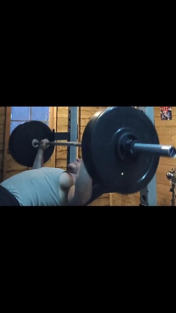 3x10 72.5 Kgs Paused Incline Bench Press. Last Set.