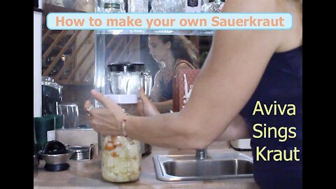 How to make your own Sauerkraut / Can a Man who HATES Cabbage like it? REACTION VIDEO / EASY DIY