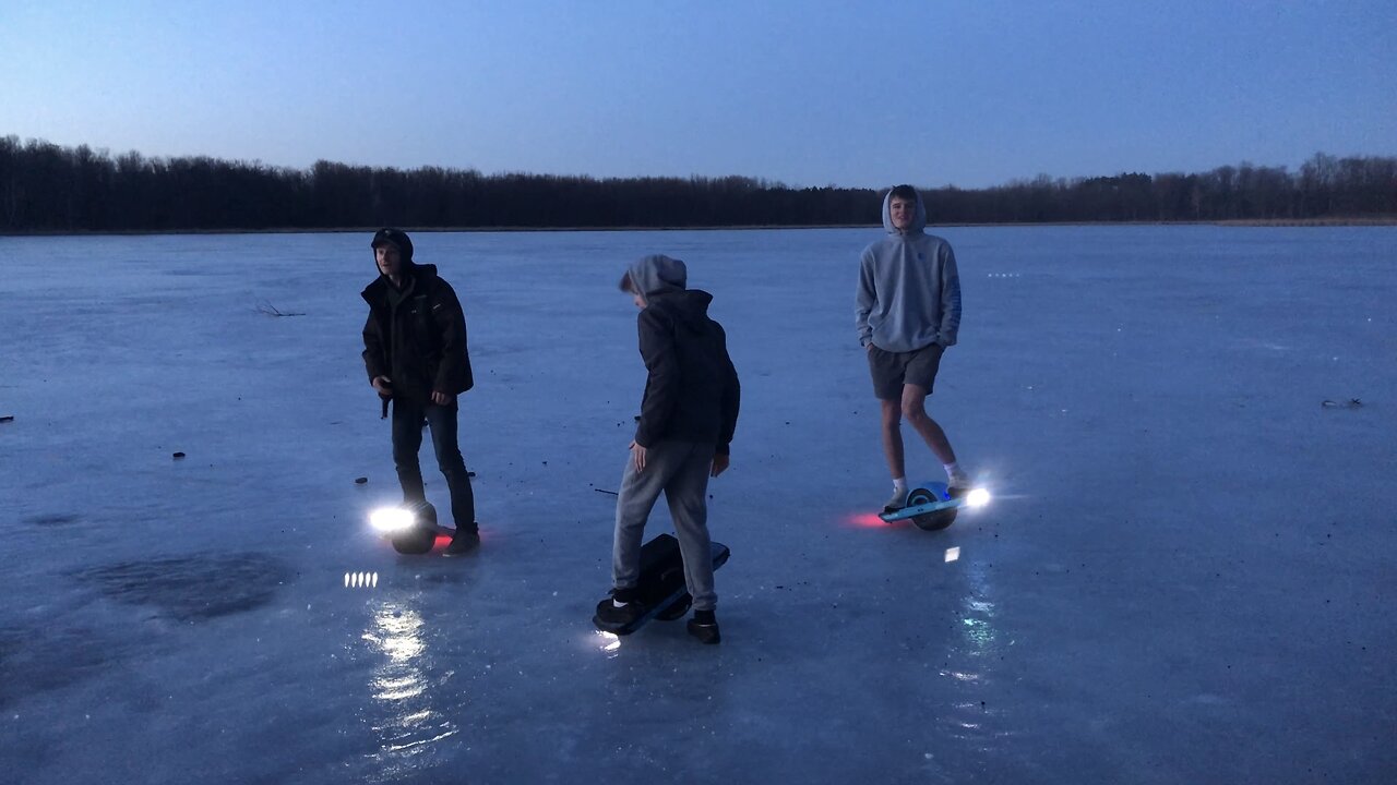 OneWheel Ice Riding 2